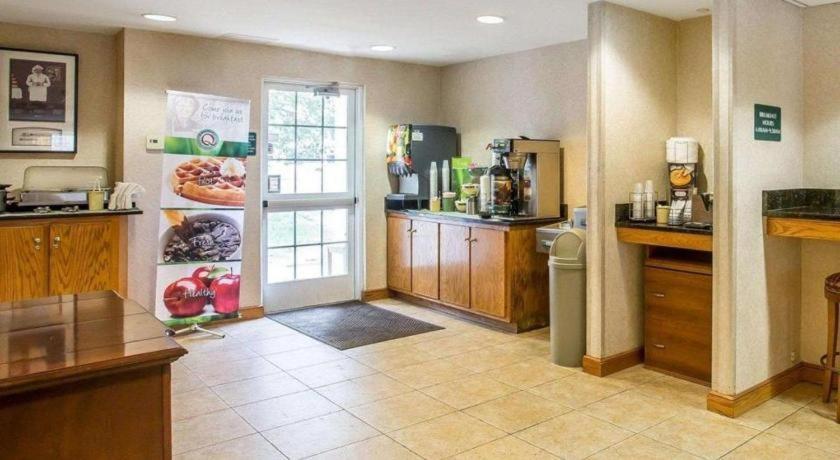 Quality Inn & Suites Маунт-Джулиет Экстерьер фото